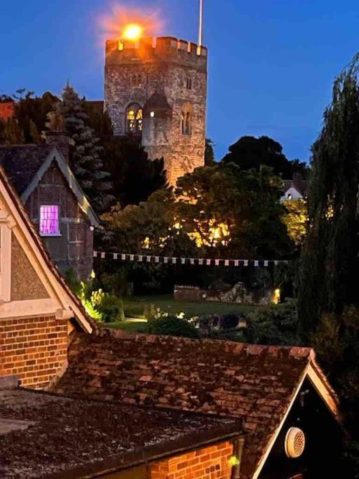 Linden Suite Goring Buitenkant foto